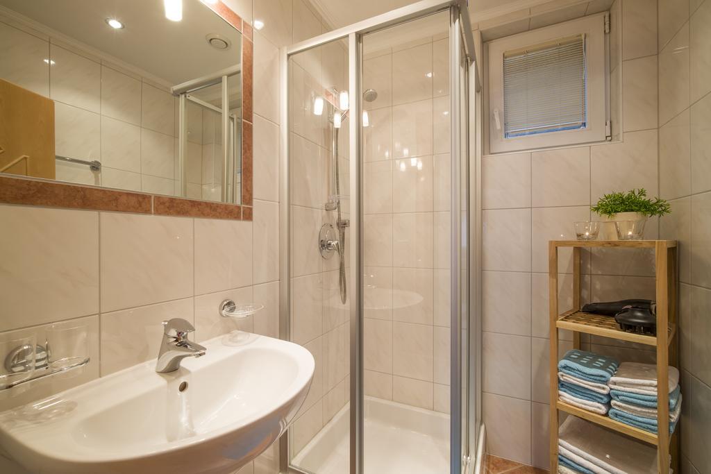 Apartment Haus Mader *